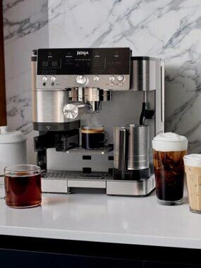 Ninja Luxe Café Signature Series 3-in-1 Espresso, Coffee and Cold Brew Machine